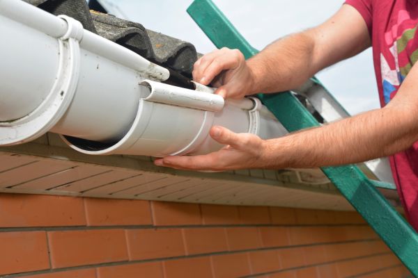 Cost of Large Gutter Repair in Johnstown